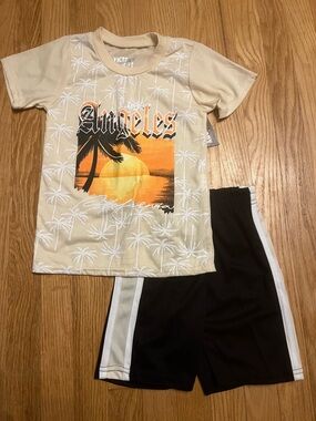 Boys Los Angeles Sunset Palm Tee & Black Athletic Shorts -, 5